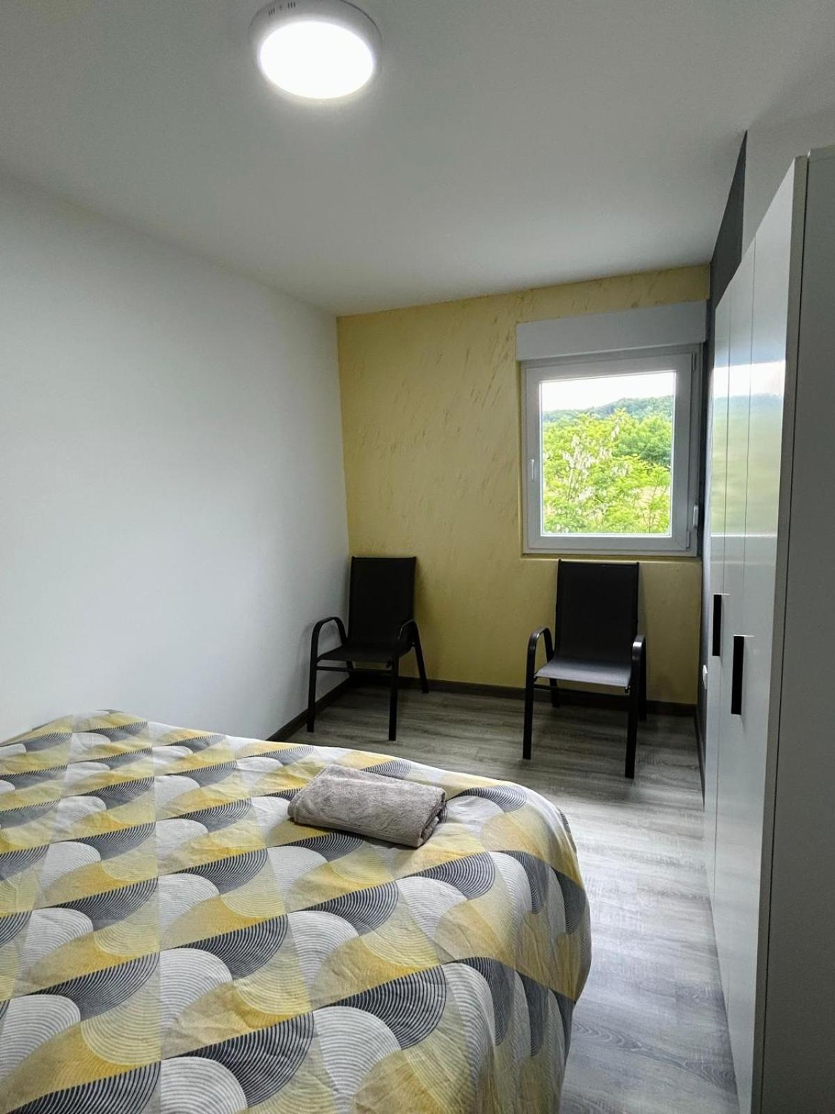 Zlatna Plaza Lägenhet Bratunac Exteriör bild